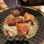 ホルモン焼もんもん - 