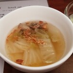 キッチン ブルー グローブ - キャベツスープのアップ