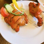 ガネーシュ  - タンドリーチキン2ピース