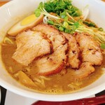 Michi No Eki Biosu Oogata Hinataya Shokudou - 宗田節カレーチャーシュー麺