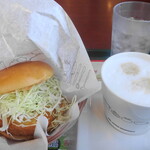 モスバーガー - チキンバーガー・カフェラテ