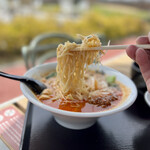 らーめん錦 - 麺リフト。