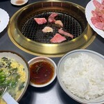 焼肉 平和 - 