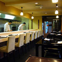 修伯 - 店内