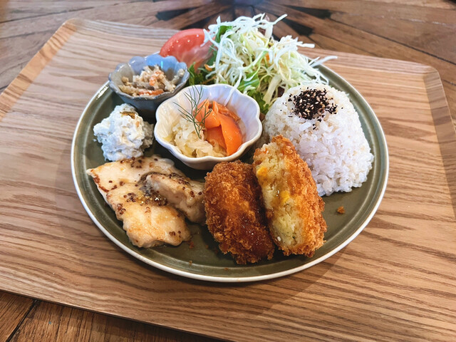 百姓庵 三九十(みこと) - 一身田/創作料理 | 食べログ