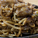 天領屋 - 赤焼きそば　近景