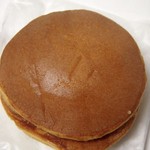 なかじ製菓 - 栗どら焼き