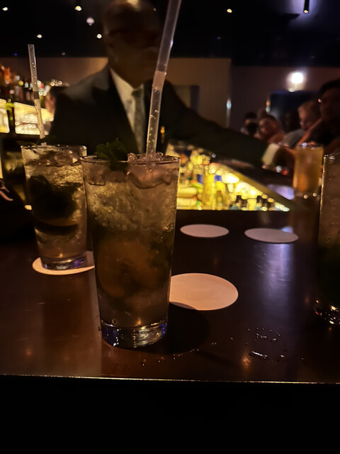 R2 SUPPER CLUB photo 3