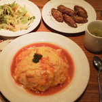 スパイシーチキン - オムライス￥670