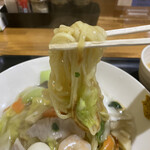 塩龍 - 塩五目焼きそば モッチリ太麺