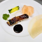 フラワーホテル - 鶏の北京ダック風（予約宴会料理）