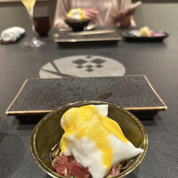 鮨 いつみ - 卵白メレンゲがのったバラチラシ（極小サイズ）