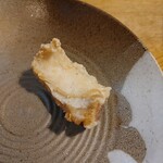 隠れ居酒屋 幸夜 - カワハギの筋肉を唐揚げで♬