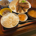 川波 - 料理写真:メヒカリの唐揚げ定食　990円だったかな。