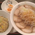 喜多方ラーメン 坂内 小法師  - 