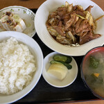 杉本食堂 - ホルモン定食