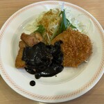 Joi Furu - 黒カレーチキンステーキ＆ポテトコロッケ