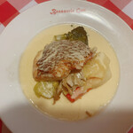 Brasserie Gus - 真鯛のポワレ　クリームソース