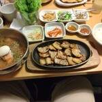 韓国食彩 にっこりマッコリ - 選べる焼肉セット　¥2,150