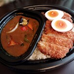 マイカリー食堂 - 彩り野菜の手仕込みロースかつカレー