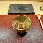 パルコ フィエラ - 海明けの毛蟹の肉団子（サラミ・発酵玉ねぎ・ミルク、ふきのとう、こんぶ、発酵いちごパウダーなど）