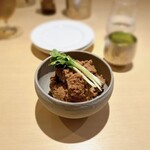 パルコ フィエラ - 発酵ビーツと男爵のポテサラ＠770円（税込）