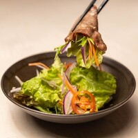 【おいしく、ヘルシーに】PINFUサラダと上タンのコラボレーション