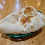 インド料理 スリヤ - おかわりのナン