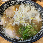 Jiroumen - チャーシュー ワンタン麺_大