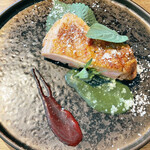 MAISON INCO - グリルチキン　いちごソースが甘酸っぱく意外に合いました。