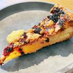 MAISON INCO - ベリータルト　紅茶レモンカード添え