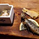 ウエストパパ - メヒカリのフリット＆熊本たけのこのフリット、左がつぶ貝マリネ