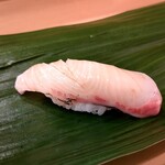 寿司処 やまざき - カンパチ