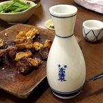 赤札屋 - 「日本酒小倉山一合徳利」（190円）の燗酒