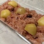 亀屋菓子店小町店 - 「栗入り赤飯（小）」こちらも一番実物に近い色合いです…