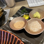 Tokyo Style Noodle ほたて日和 - つけ麺のお供。ホタテのカルパッチョを最初に頂く。鰹塩とわさびとトリュフオイルとディル