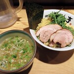 塩らー麺 本丸亭 横浜店 - 