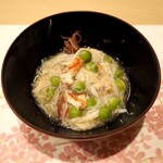 うを徳 - うすい豆 岩手 毛蟹のあんかけ