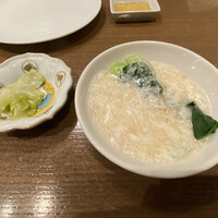 MASA'S KITCHEN 名古屋JRゲートタワー - 左はザーサイ、右は青梗菜の蟹あんかけ