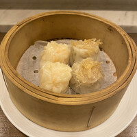 MASA'S KITCHEN 名古屋JRゲートタワー - 右はホタテのシュウマイ