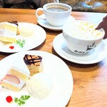 BLACK CAT CAFE - 