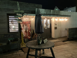 カフェ&ワインバー オーデパール - 外観