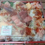 ニダイメ 野口鮮魚店 - 野口海鮮大漁神輿丼