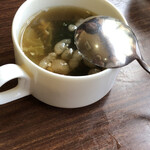 ぴっころもんど - 揚げ玉いりスープ　笑