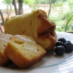グーチョキパン - 米粉のシフォンケーキとミニ焼き菓子、ブルーベリー