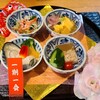 Itamae Kappou Nakakushi - 先付
                ①春野菜(春キャベツ、法蓮草、しめじ、油揚げ)のお浸し、桜蝦載
                ②金時人参とチーズのムース、どんぶり載せ、生ハム添え
                ③楚蟹(ズワイガニ)の煮凝り、浅漬け胡瓜&な南天？添え
                ④牡蠣のコンフィ