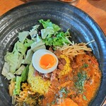 SPICY CURRY 魯珈 - ■ろかプレート[限定 ホタテの薬膳カレー]