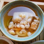 遊の丘 - 団子(蕎麦がき)汁(R5.4.22撮影)