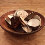 魚津屋 - 蛤の酒蒸し