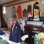 遊の丘 - 本日のギャラリーは、衣類、それに伴う小物類(R5.4.22撮影)